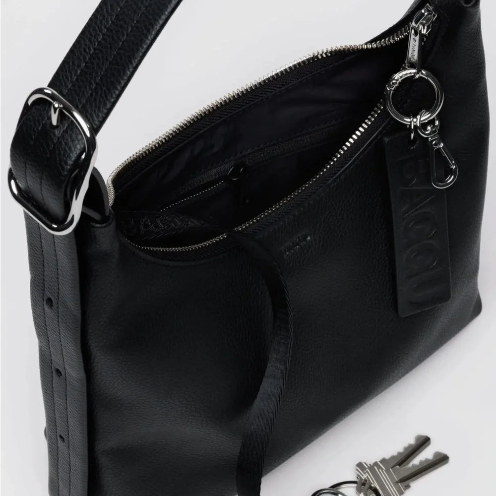 BAGGU Mini Recycled Leather Shoulder Bag Black NWT NEW WITH TAGS